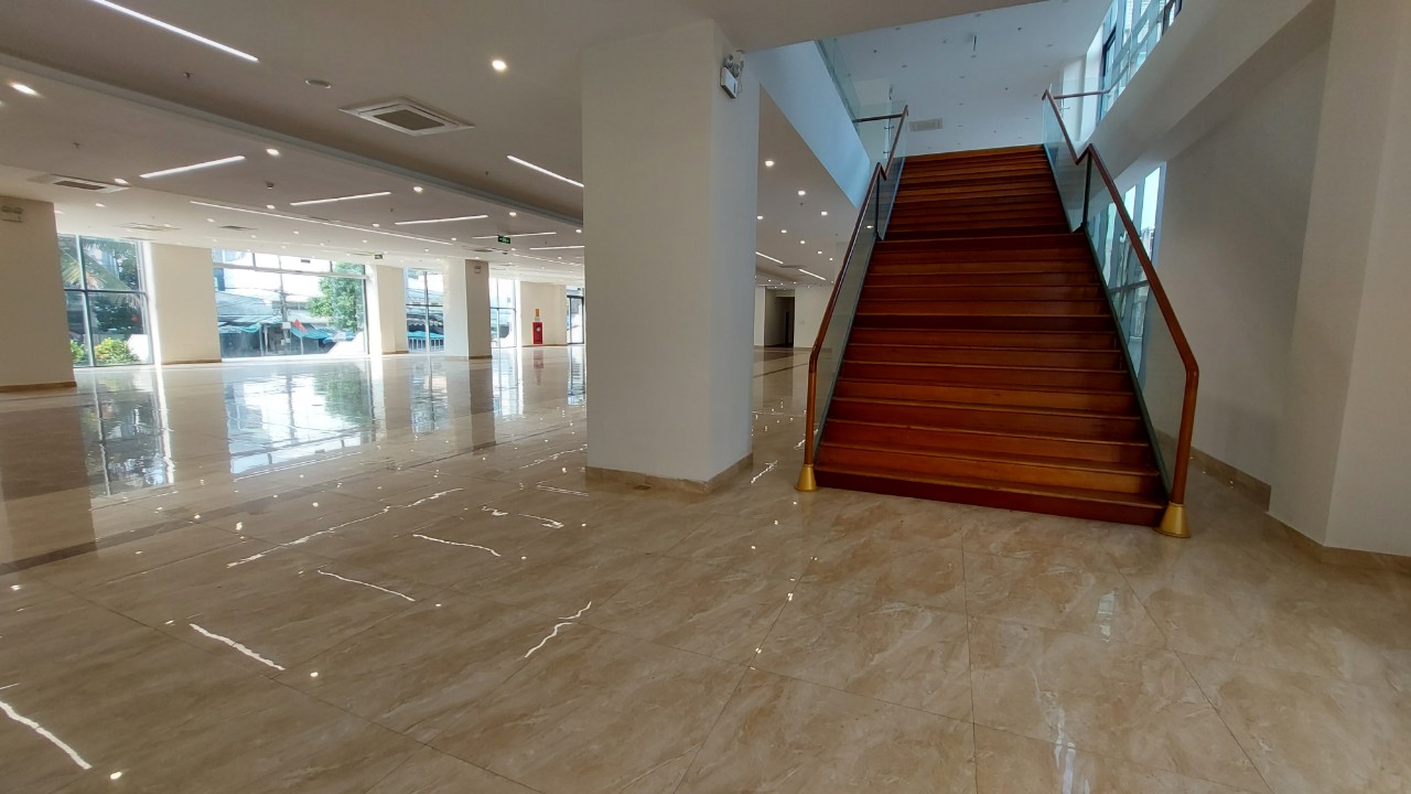 * Mặt bằng cho thuê kinh doanh, văn phòng…diện tích 1 sàn: >1.000 m2 - Ảnh 1
